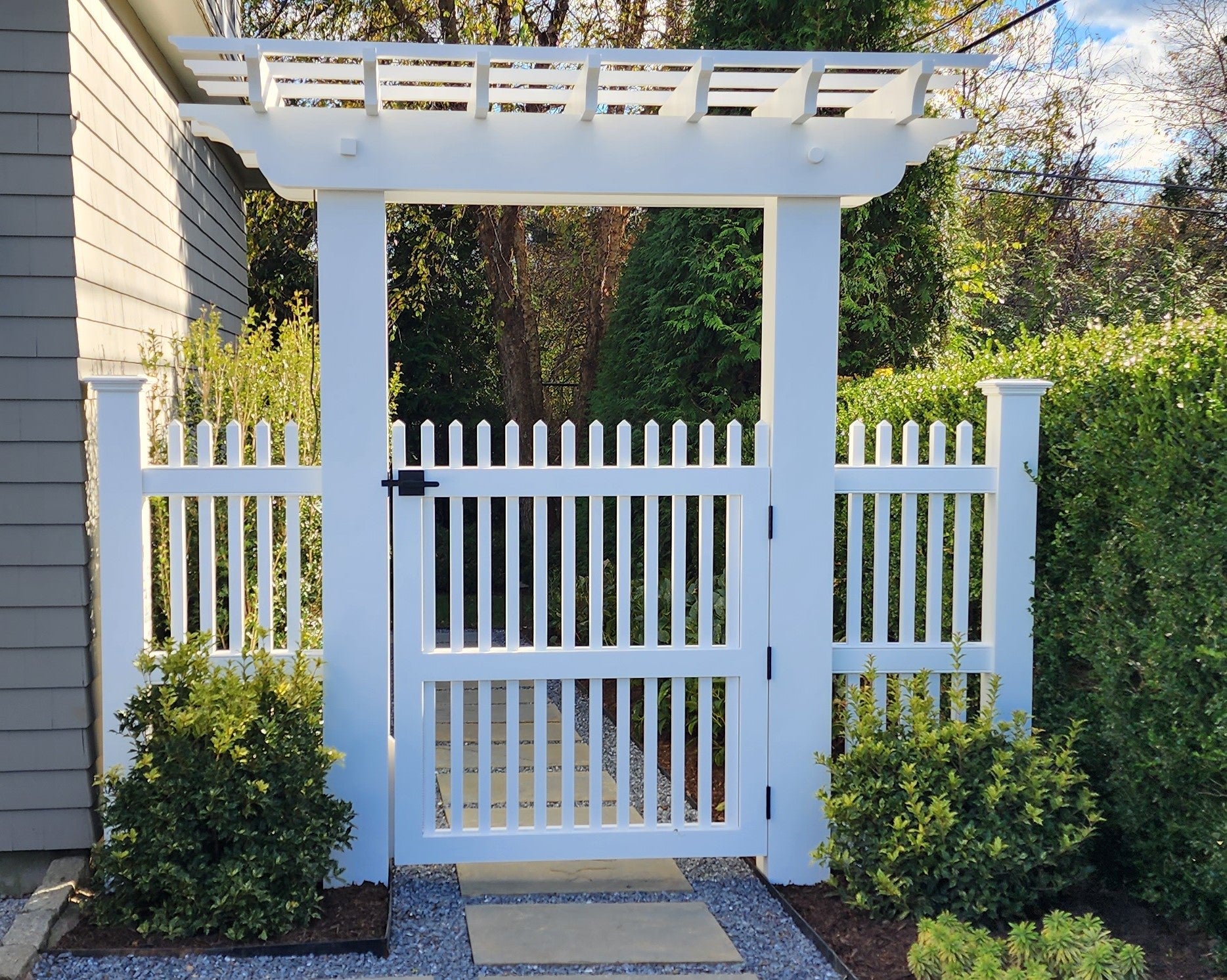 Versatex - Azek Square PVC Fence Pickets 107 – EAM DIY